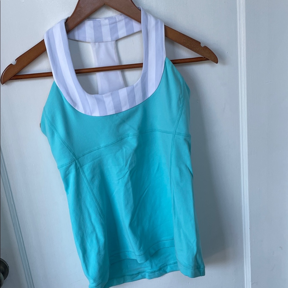 Lululemon Original Scoop Neck Tank size 6